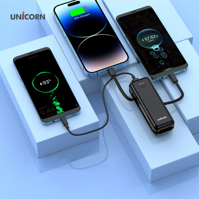 유니콘 5,000mAh 보조배터리 초슬림 초경량 흡착식 3대 동시충전 C타입/8핀 잔량 LED표시 PB-VC50